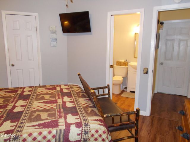 1157 VILLA LANE, Gatlinburg, TN 37738