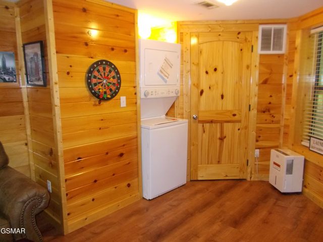 1157 VILLA LANE, Gatlinburg, TN 37738