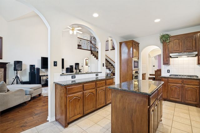 7204 Crane Drive, Sachse, TX 75048