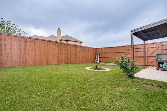 7204 Crane Drive, Sachse, TX 75048