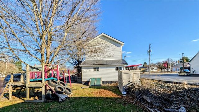 108 N Main St, Harrisville Boro, PA 16038