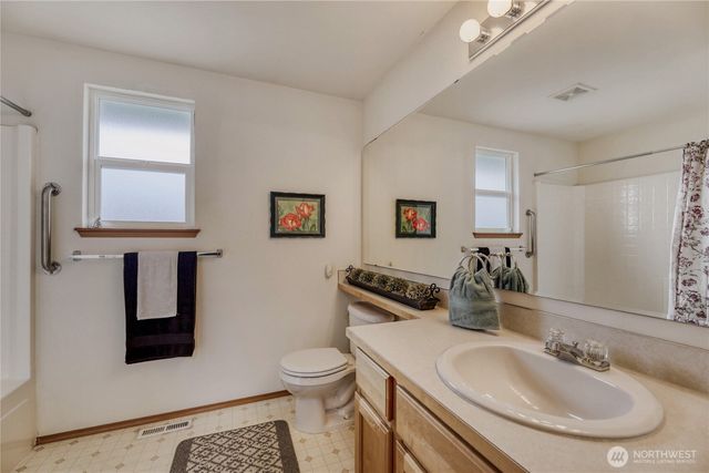 8123 77th Avenue NE, Marysville, WA 98258