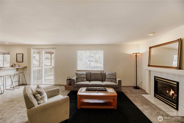 8123 77th Avenue NE, Marysville, WA 98258