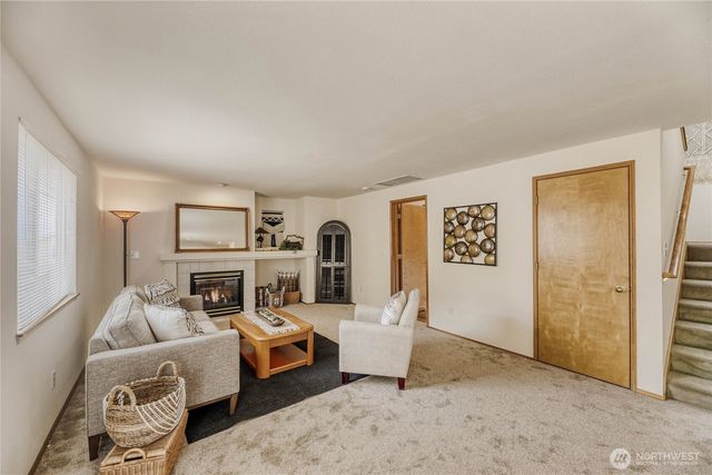 8123 77th Avenue NE, Marysville, WA 98258