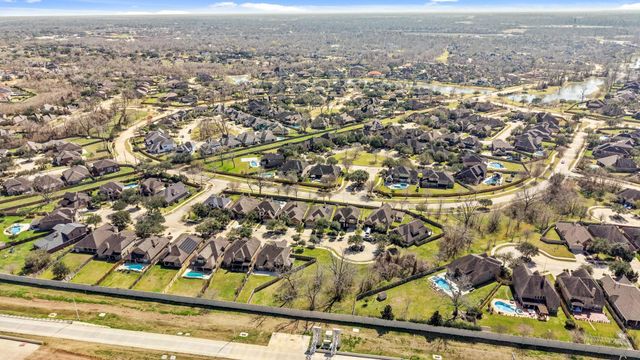 22 Glade Park Drive, Sienna Plantation, TX 77459