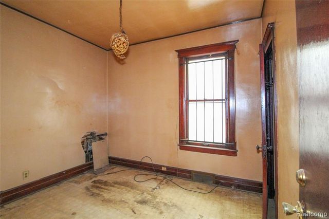 8357 Navy Street, Detroit, MI 48209