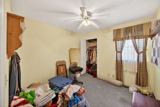 9217 Hondo Dr, Crossville, TN 38572