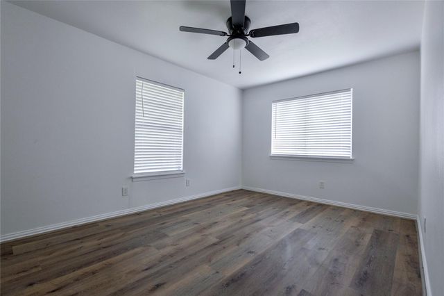 716 Gubert Lane, Alvin, TX 77511