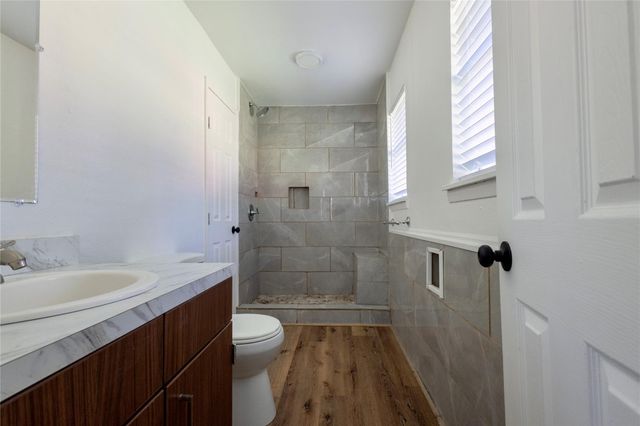 716 Gubert Lane, Alvin, TX 77511