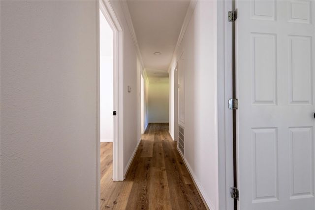 716 Gubert Lane, Alvin, TX 77511