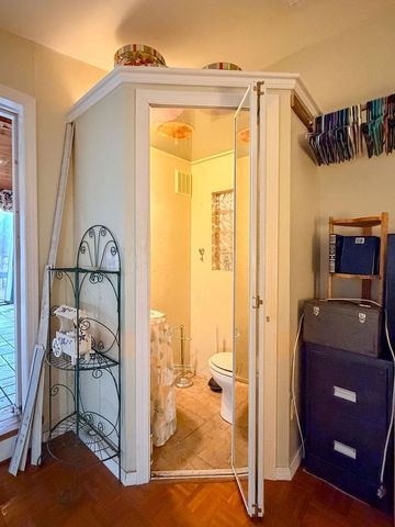 54 Dracut Road, Hudson, NH 03051