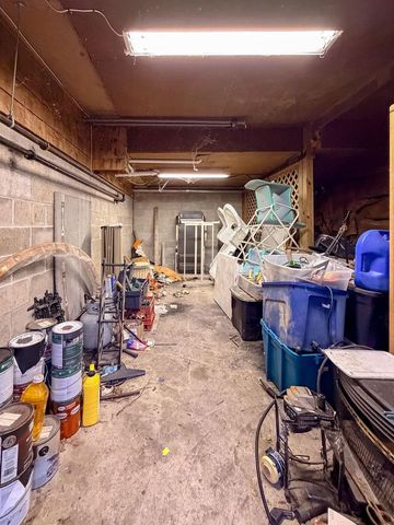 54 Dracut Road, Hudson, NH 03051