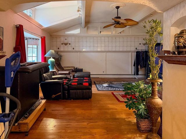 54 Dracut Road, Hudson, NH 03051