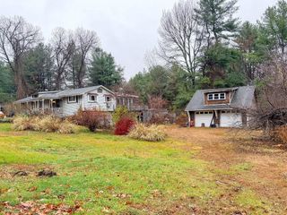 54 Dracut Road, Hudson, NH 03051