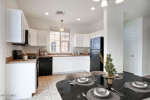 3450 E MILKY Way, Gilbert, AZ 85295