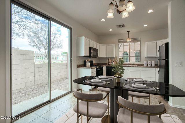 3450 E MILKY Way, Gilbert, AZ 85295