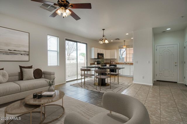 3450 E MILKY Way, Gilbert, AZ 85295