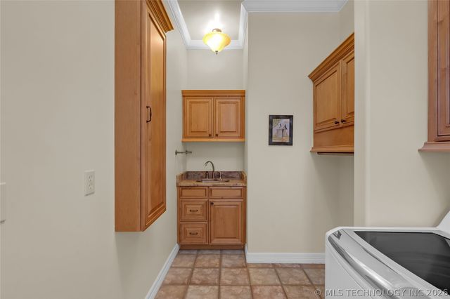 2125 W 73rd Street, Tulsa, OK 74132