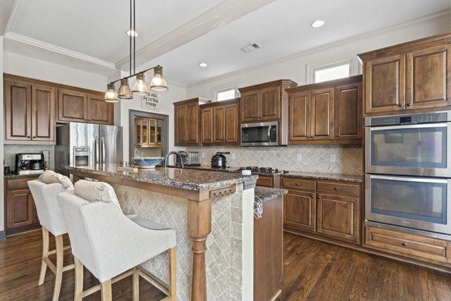 1458 Hedgewood Lane NW, Kennesaw, GA 30152
