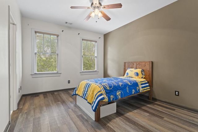 1458 Hedgewood Lane NW, Kennesaw, GA 30152