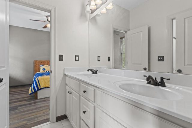 1458 Hedgewood Lane NW, Kennesaw, GA 30152