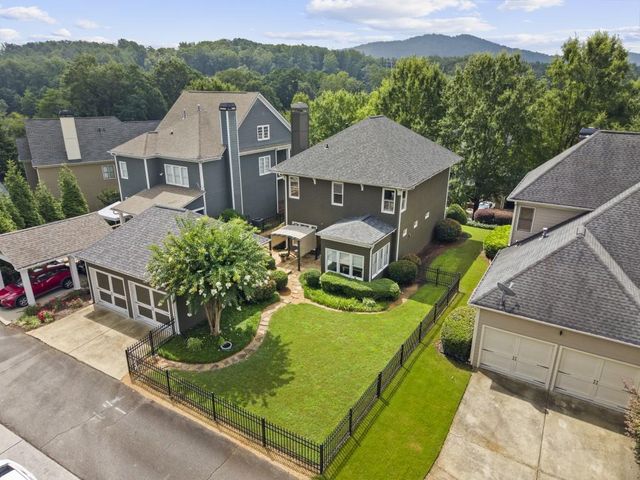 1458 Hedgewood Lane NW, Kennesaw, GA 30152