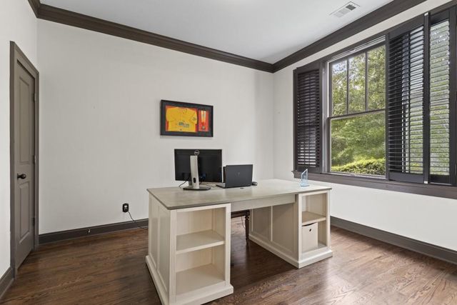 1458 Hedgewood Lane NW, Kennesaw, GA 30152