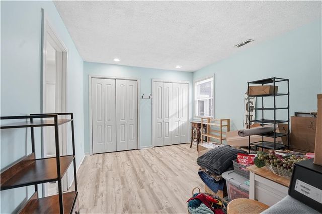 511 E Sheridan Street, Olathe, KS 66061