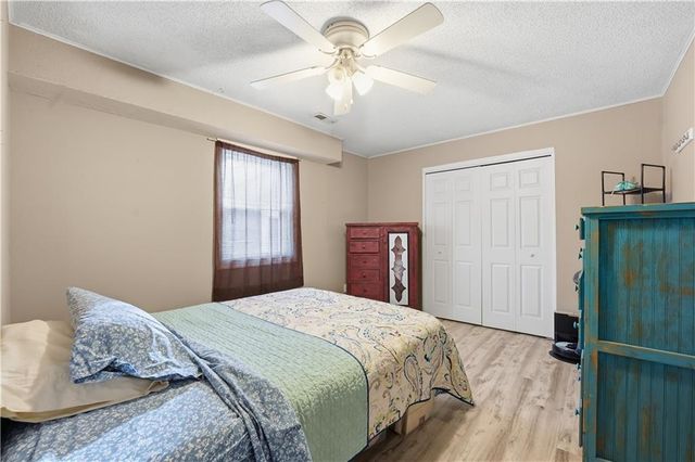 511 E Sheridan Street, Olathe, KS 66061