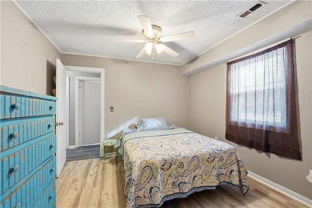 511 E Sheridan Street, Olathe, KS 66061