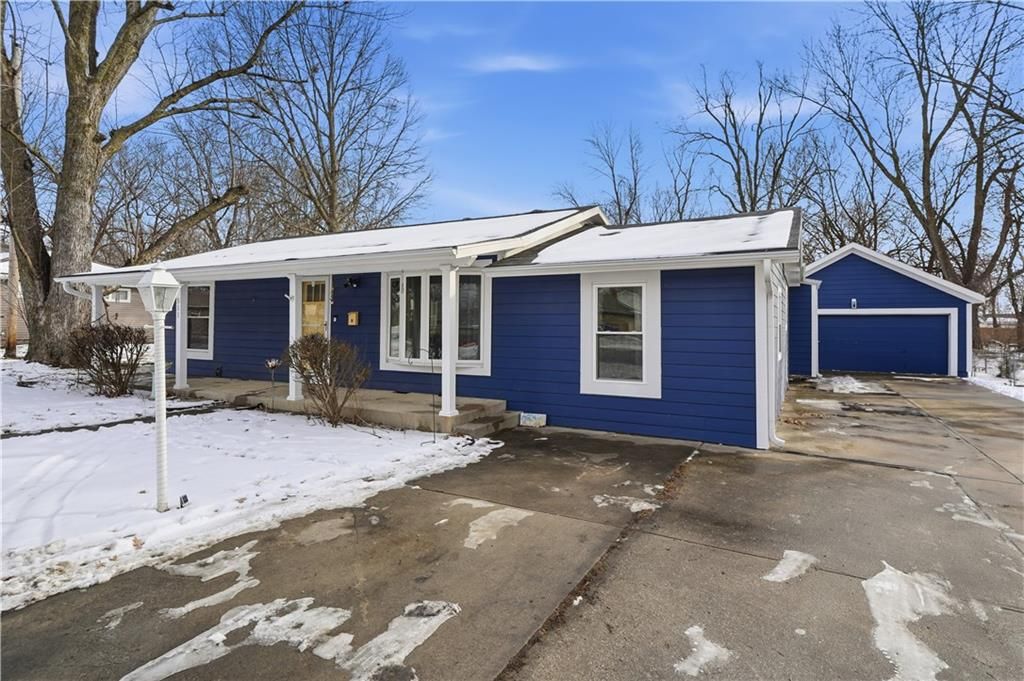 511 E Sheridan Street, Olathe, KS 66061