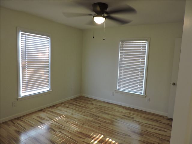 1513 Skyline Drive, River Oaks, TX 76114