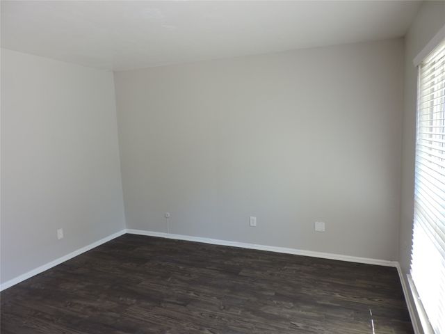 1513 Skyline Drive, River Oaks, TX 76114