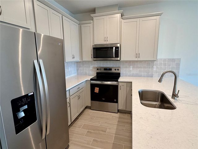 9976 RED CANOE ALLEY, Orlando, FL 32832