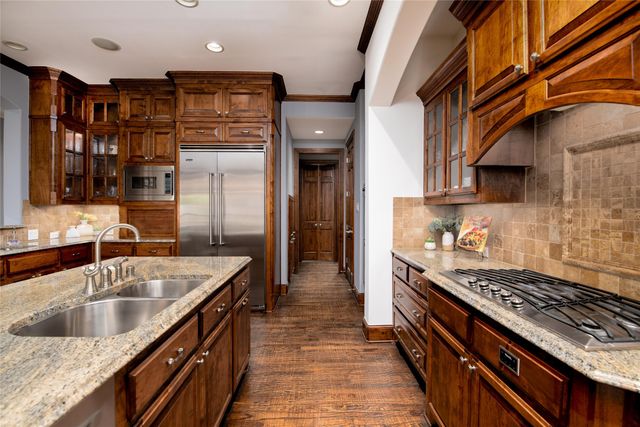 5009 Glenshire Drive, Flower Mound, TX 75028