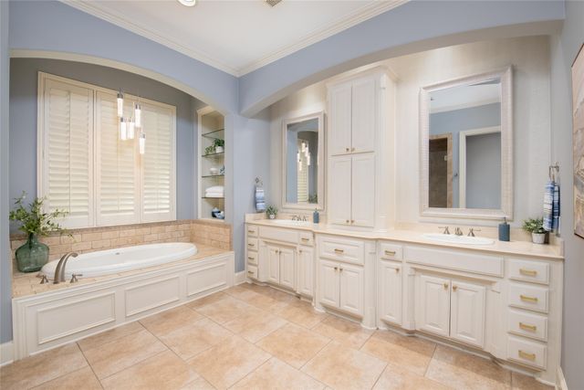 5009 Glenshire Drive, Flower Mound, TX 75028