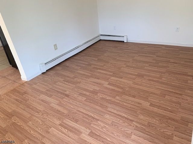 77 Swartswood Rd, Newton Town, NJ 07860