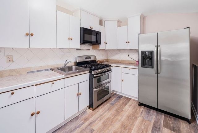 77 Swartswood Rd, Newton Town, NJ 07860