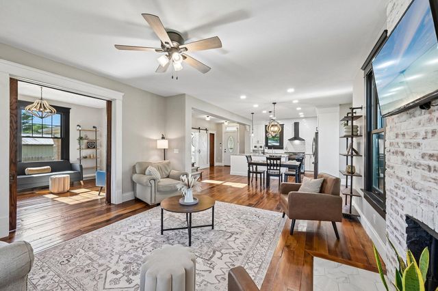 319 W Main Street W, Ashville, OH 43103