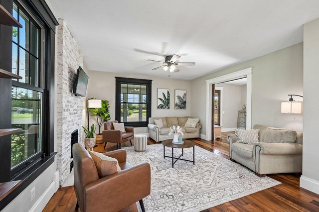 319 W Main Street W, Ashville, OH 43103