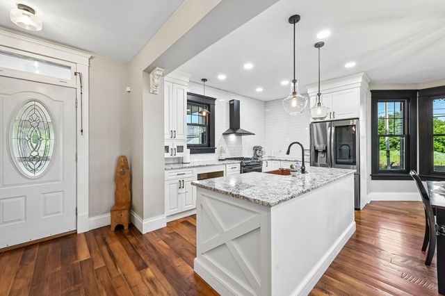 319 W Main Street W, Ashville, OH 43103