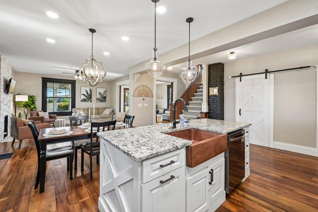 319 W Main Street W, Ashville, OH 43103