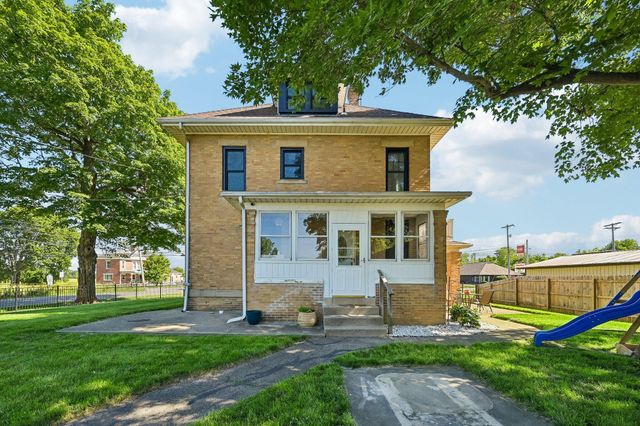 319 W Main Street W, Ashville, OH 43103