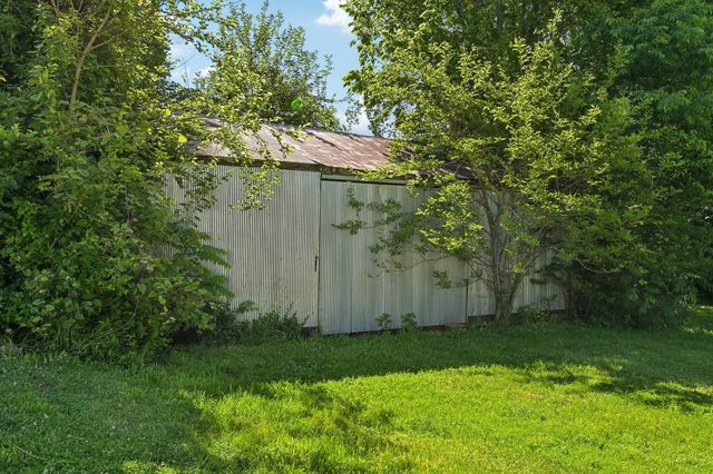 319 W Main Street W, Ashville, OH 43103