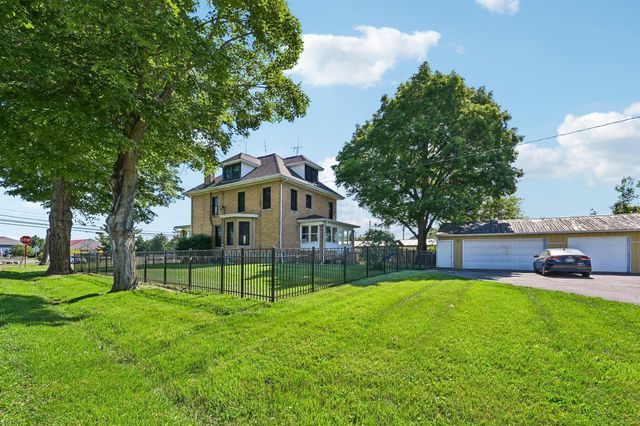 319 W Main Street W, Ashville, OH 43103