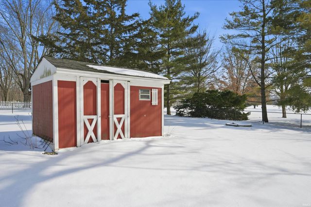 8505 W Butternut Road, Muncie, IN 47304