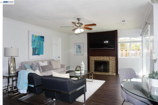 3653 Pimlico Dr, Pleasanton, CA 94588