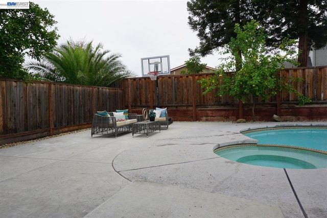 3653 Pimlico Dr, Pleasanton, CA 94588