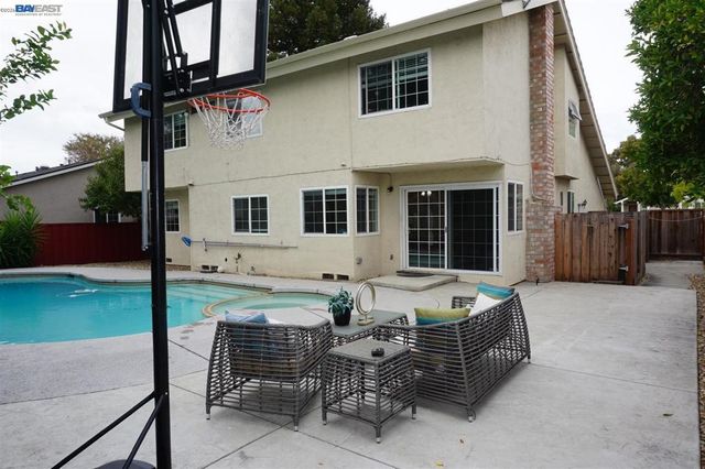 3653 Pimlico Dr, Pleasanton, CA 94588