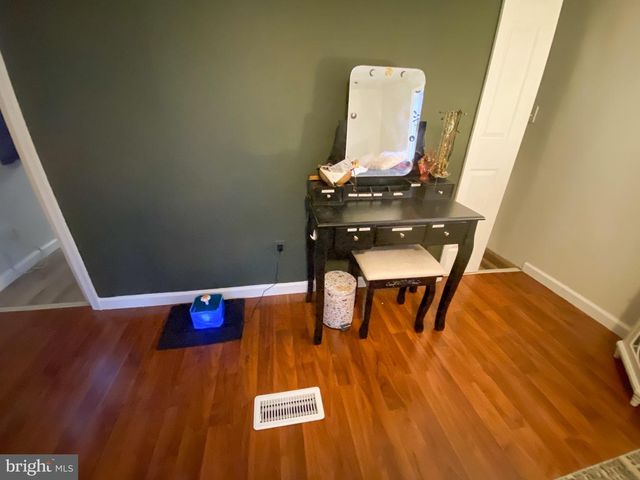 15 LETTI DR, Elizabethtown, PA 17022